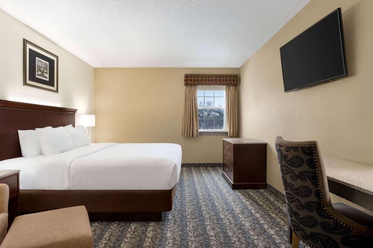Travelodge By Wyndham Coffeyville Dış mekan fotoğraf