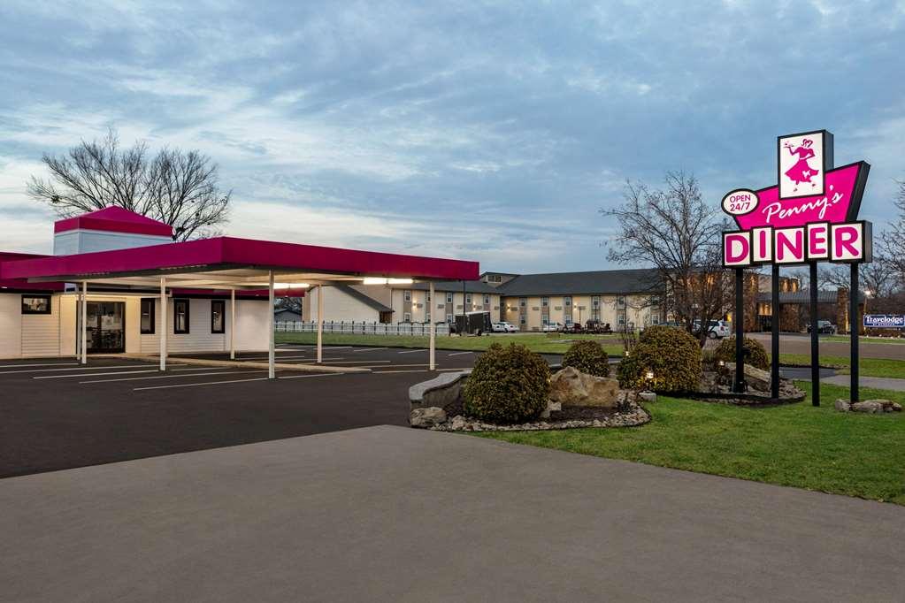 Travelodge By Wyndham Coffeyville Restoran fotoğraf
