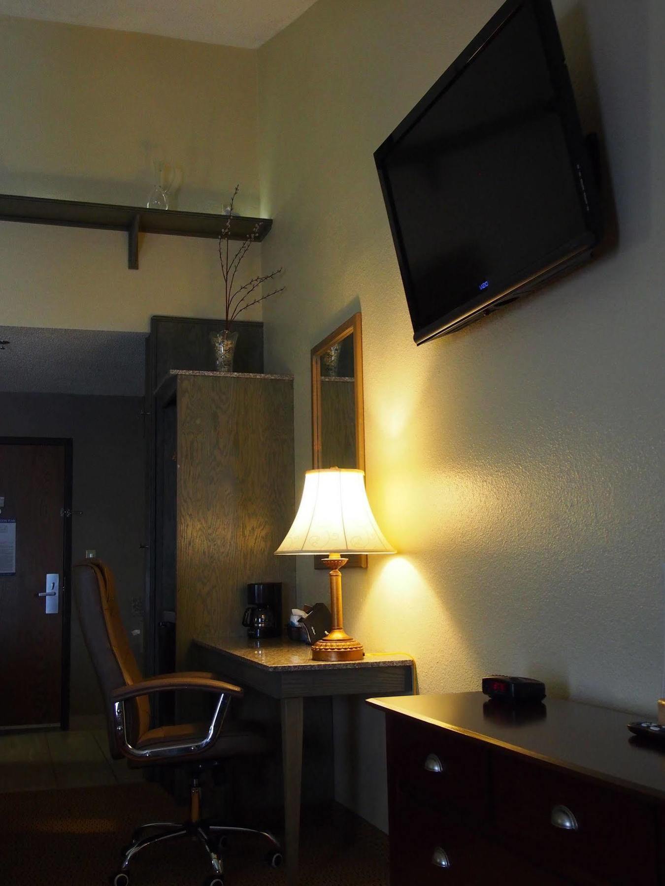 Travelodge By Wyndham Coffeyville Dış mekan fotoğraf